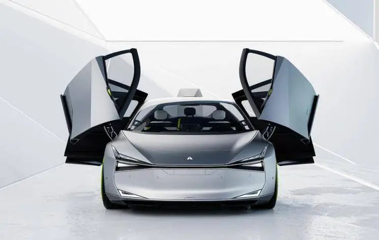 高合的坠落，戳破了纯电市场假高端的泡沫