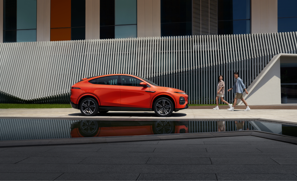 两位联合创始人退出核心管理层？小鹏回应：还是终身荣誉顾问