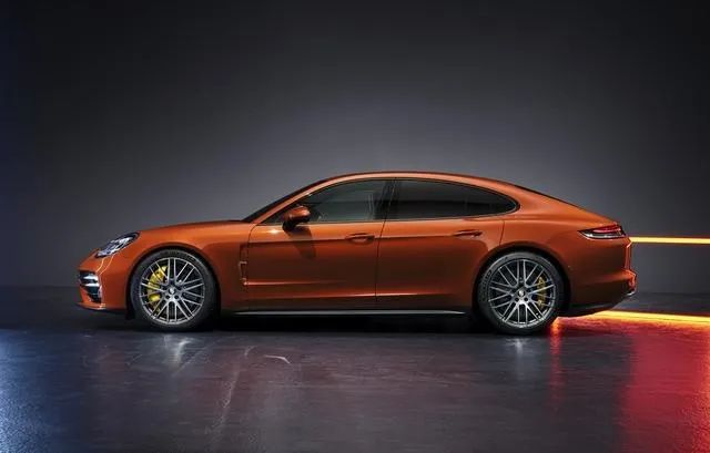 保时捷被薅成新能源之父？中国汽车设计“山寨”成瘾！